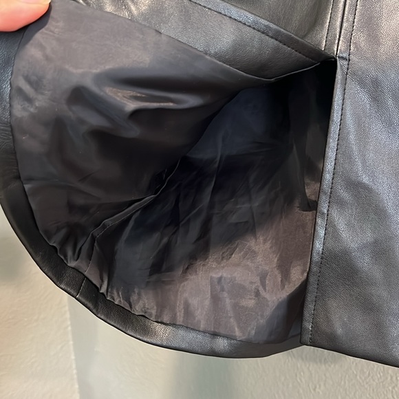 Worthington black faux leather pencil skirt - Picture 6 of 9